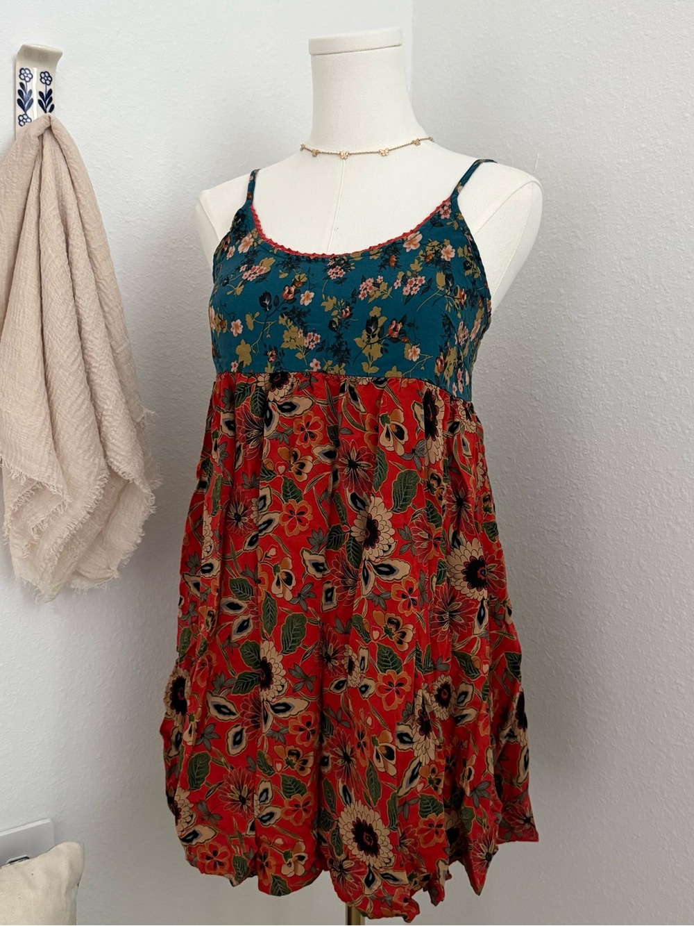 NATURAL LIFE Gigi Teal and Red Floral Mini Dress